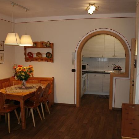 Ferienwohnung Casa Basilio Predazzo Zimmer foto