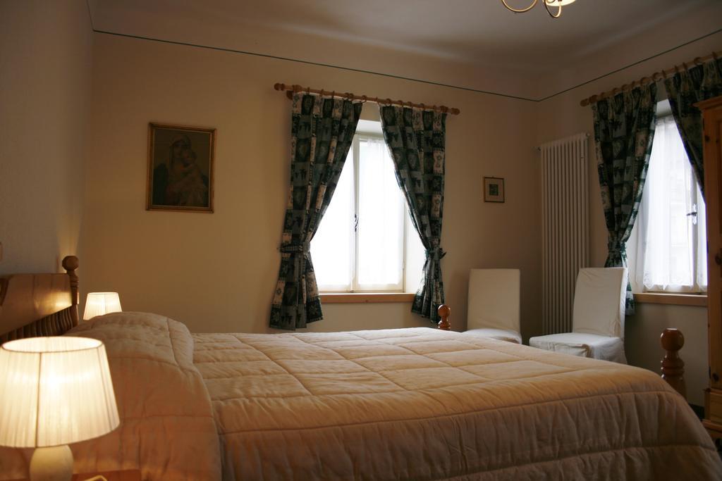 Ferienwohnung Casa Basilio Predazzo Zimmer foto
